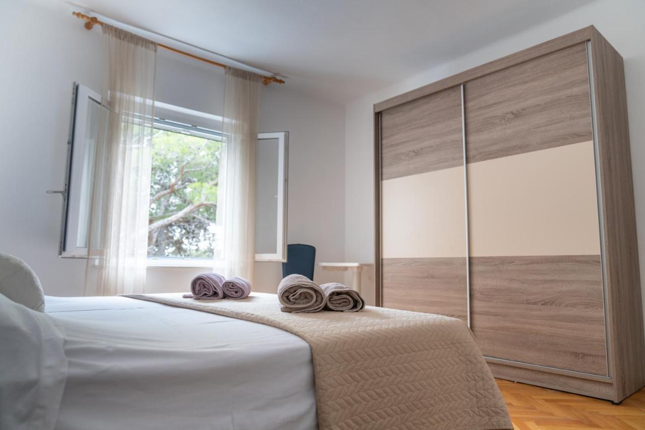 Sidus Maris, Spacious Seaside Apartment With Free Parking Martinšćica Exterior foto